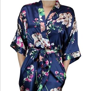 Floral bridesmaid robe